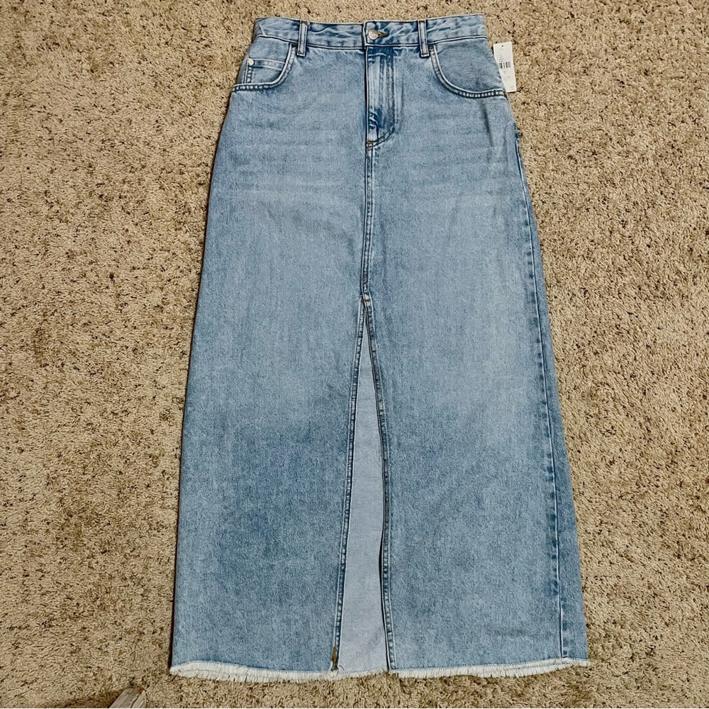 Pilcro Light Wash Denim Jean Skirt Sz 6 - Picture 9 of 11